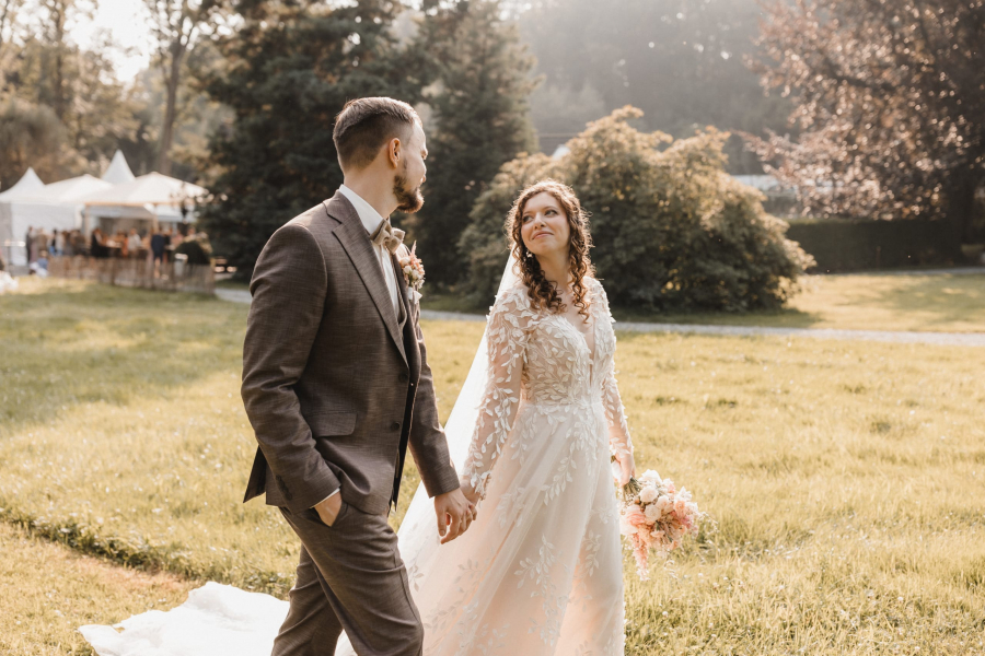 1725300565 JuliaNiklas678von1066